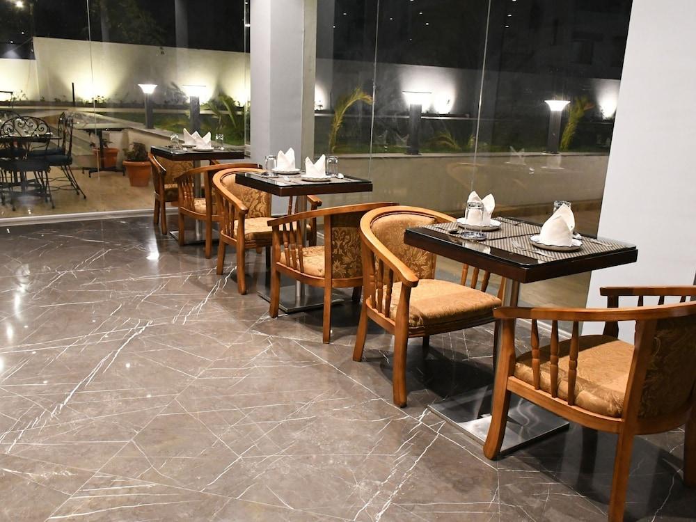 Amarpreet, Chhatrapati Sambhajinagar - Am Hotel Kollection Аурангабад Екстериор снимка
